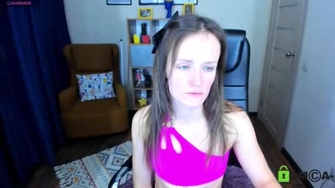 Snapshot of francescacollins chatting on February 13, 6:27 pm Fran online show from February 13, 6:27 pm