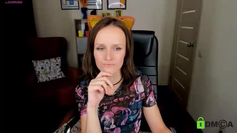 Snapshot of francescacollins chatting on October 3, 3:53 pm Fran online show from October 3, 3:53 pm