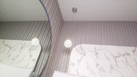 franchesca_de_luca online show from January 3, 12:22 am