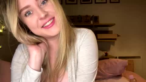 Francis Digby online show from March 5, 10:54 pm