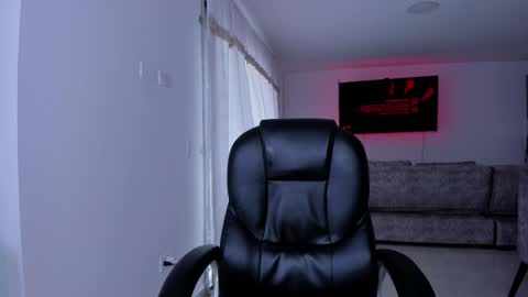 Frank Farrell. Hey remember to give me a thumbs up Ty online show from February 12, 6:40 pm