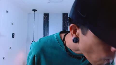 Franvill trato online show from November 4, 7:13 pm