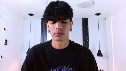 Franvill trato online show from November 13, 5:56 pm