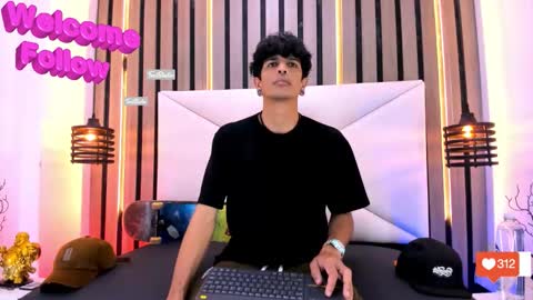 Franvill trato online show from November 29, 7:17 pm