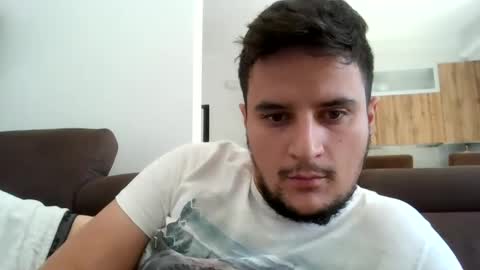 Snapshot of fraromeo2 chatting on October 7, 12:46 pm fraromeo2 online show from October 7, 12:46 pm