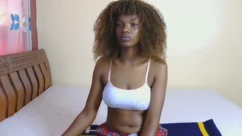 Nessa-Independent model online show from February 26, 8:48 am