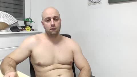 freddow online show from December 4, 3:43 pm