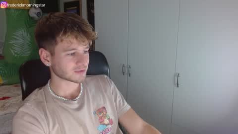 Snapshot of freddy_star chatting on December 2, 11:29 pm Frederick Perin online show from December 2, 11:29 pm