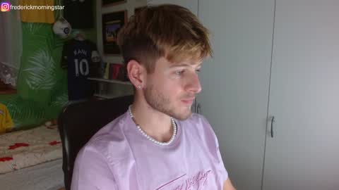 Snapshot of freddy_star chatting on December 6, 8:40 pm Frederick Perin online show from December 6, 8:40 pm