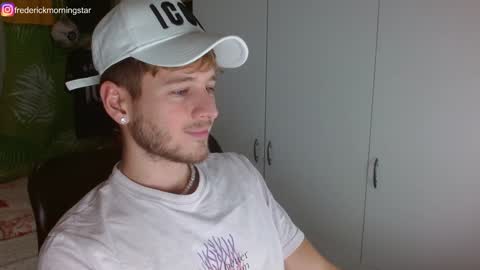 Snapshot of freddy_star chatting on December 12, 8:32 pm Frederick Perin online show from December 12, 8:32 pm