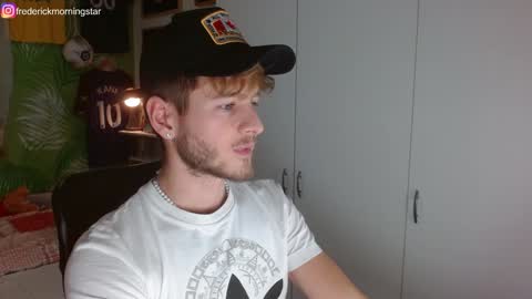 Snapshot of freddy_star chatting on December 17, 11:38 pm Frederick Perin online show from December 17, 11:38 pm