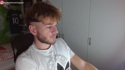 Snapshot of freddy_star chatting on December 29, 8:48 pm Frederick Perin online show from December 29, 8:48 pm