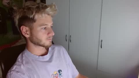 Snapshot of freddy_star chatting on September 18, 8:22 pm Frederick Perin online show from September 18, 8:22 pm