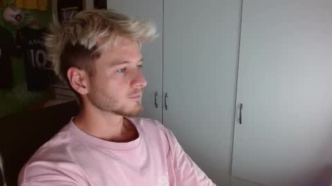 Snapshot of freddy_star chatting on September 20, 2:18 pm Frederick Perin online show from September 20, 2:18 pm