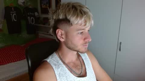 Snapshot of freddy_star chatting on October 19, 9:54 am Frederick Perin online show from October 19, 9:54 am