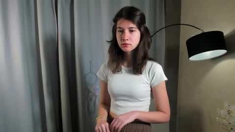 Snapshot of frederickafulling chatting on November 26, 2:23 am Jane online show from November 26, 2:23 am