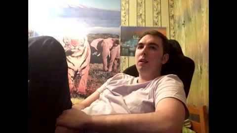 Snapshot of fredi_sweet chatting on February 1, 3:50 pm Fredi online show from February 1, 3:50 pm