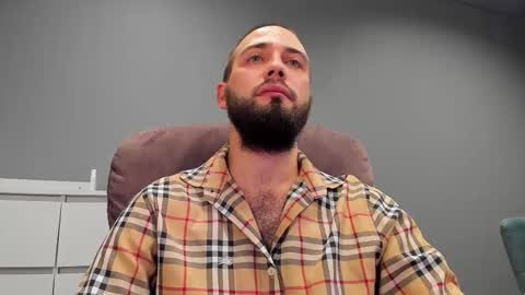 Andrew online show from November 5, 6:30 pm