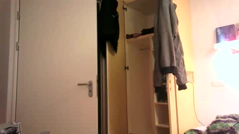 Snapshot of freedomloveherr chatting on December 19, 5:53 pm Matricks seven online show from December 19, 5:53 pm