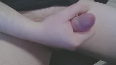 Snapshot of freezer357686 chatting on March 8, 12:20 pm freezer357686 online show from March 8, 12:20 pm