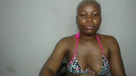 frekkymorelle online show from February 16, 7:05 pm