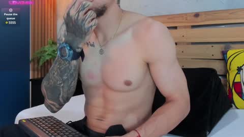 Xavier online show from February 5, 1:37 am