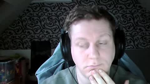 Snapshot of frenchfrieswithmayo chatting on December 8, 8:30 am French fries online show from December 8, 8:30 am