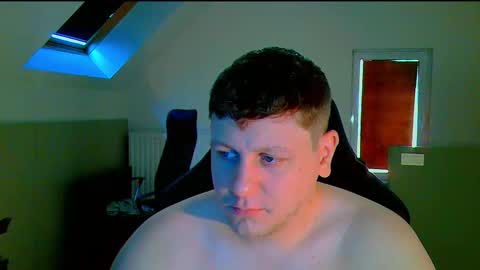 Snapshot of frenchfrieswithmayo chatting on September 28, 8:42 am French fries online show from September 28, 8:42 am