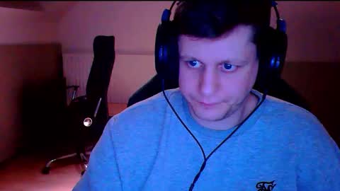 Snapshot of frenchfrieswithmayo chatting on October 6, 6:05 pm French fries online show from October 6, 6:05 pm