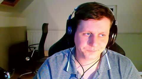 Snapshot of frenchfrieswithmayo chatting on October 17, 5:15 pm French fries online show from October 17, 5:15 pm