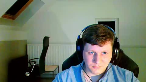 Snapshot of frenchfrieswithmayo chatting on October 19, 5:57 pm French fries online show from October 19, 5:57 pm