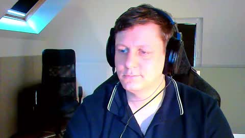 Snapshot of frenchfrieswithmayo chatting on October 25, 7:27 am French fries online show from October 25, 7:27 am