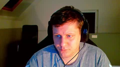 Snapshot of frenchfrieswithmayo chatting on November 3, 5:47 pm French fries online show from November 3, 5:47 pm