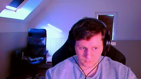 Snapshot of frenchfrieswithmayo chatting on November 6, 1:45 pm French fries online show from November 6, 1:45 pm