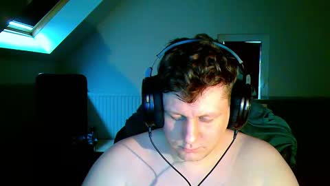 Snapshot of frenchfrieswithmayo chatting on November 15, 12:34 pm French fries online show from November 15, 12:34 pm