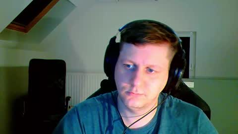 Snapshot of frenchfrieswithmayo chatting on November 17, 5:19 pm French fries online show from November 17, 5:19 pm