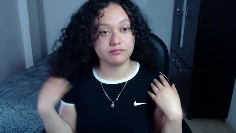 Louise  online show from December 4, 5:38 am