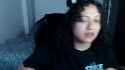 Louise  online show from December 29, 4:05 am