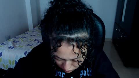 Louise  online show from January 3, 12:08 pm