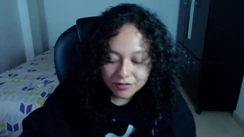 Louise  online show from February 23, 7:11 am