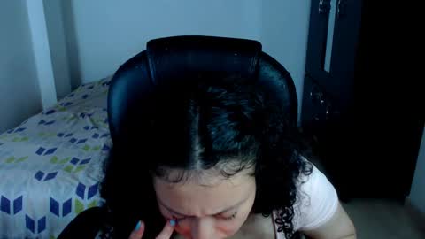 Louise  online show from March 6, 6:30 am