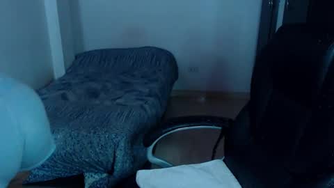 Louise  online show from September 15, 12:10 am