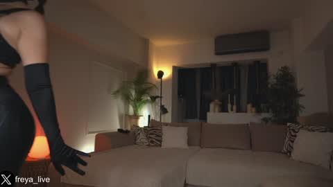 Snapshot of freya_ chatting on October 30, 7:03 pm Freya online show from October 30, 7:03 pm