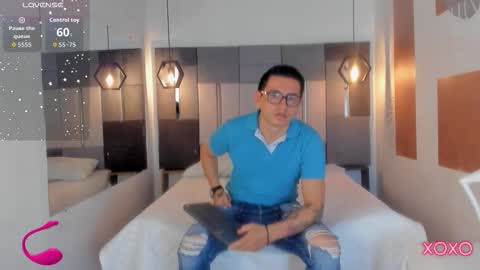 Snapshot of freyalane chatting on November 7, 9:26 pm ALIS AND ALEX online show from November 7, 9:26 pm