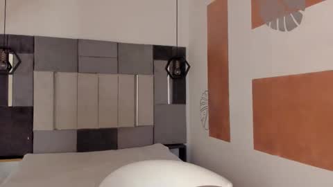 Snapshot of freyalane chatting on November 30, 3:21 am ALIS AND ALEX online show from November 30, 3:21 am