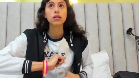 FREYA online show from February 12, 7:13 pm