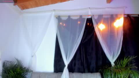 aura online show from October 16, 3:07 am