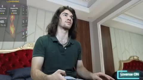 freyrvik online show from October 27, 6:23 pm