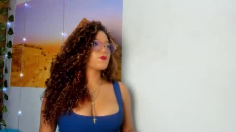 Frezzita online show from September 18, 7:38 pm