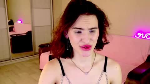 Frida online show from January 24, 10:41 pm